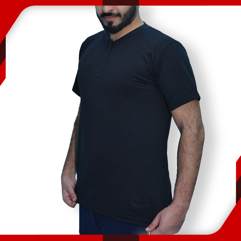 Black Plain Tshirts for Men in Pakistan Simple Round Neck Plain